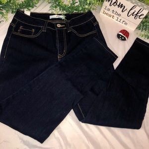 Kira Dark Wash Skinny Jeans Size 4